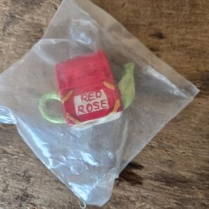 Red Rose Tea Miniature Teapot Figurine – Sealed Vintage Collectible